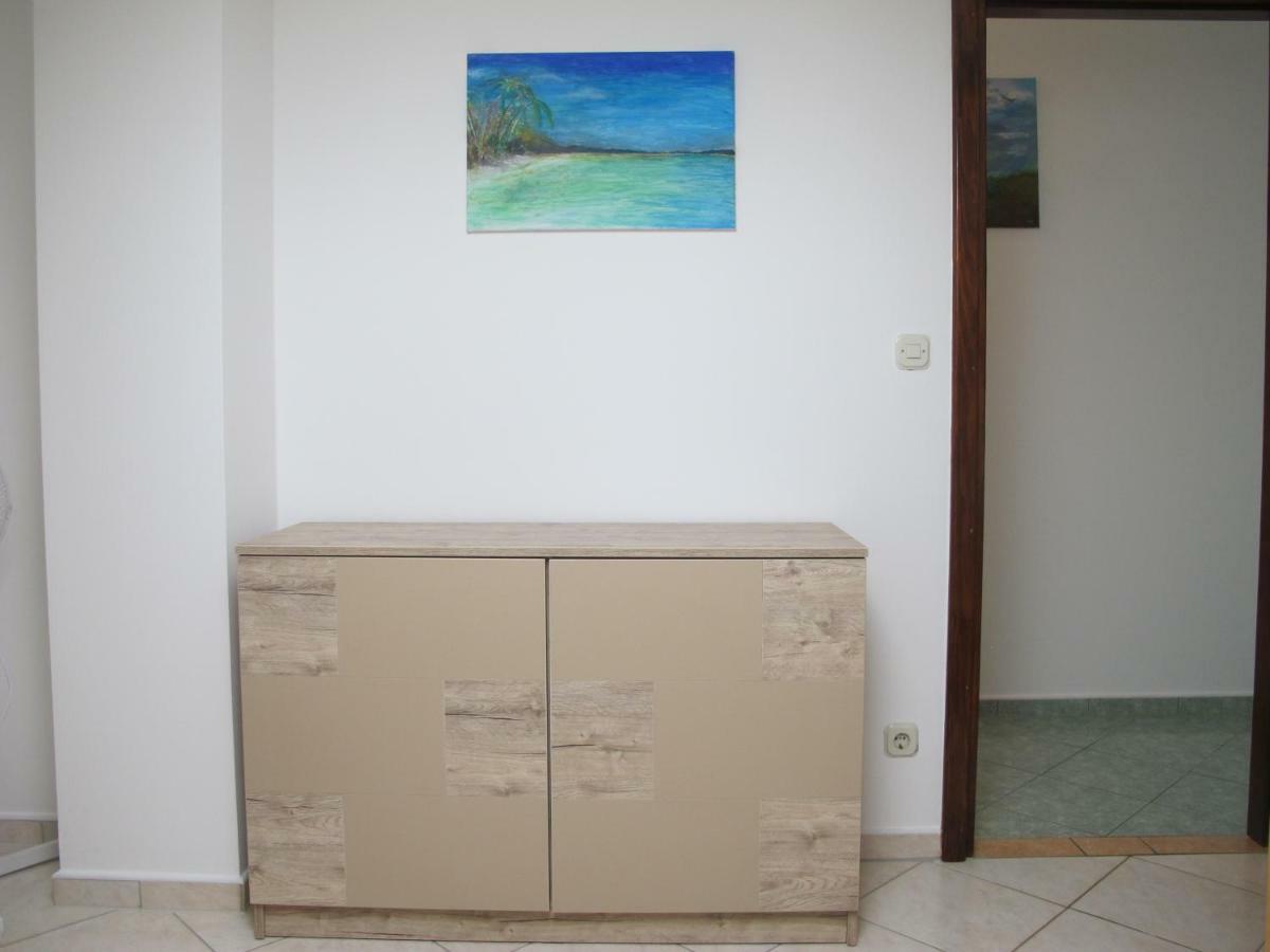 Apartmani Stille Karlobag Exterior photo