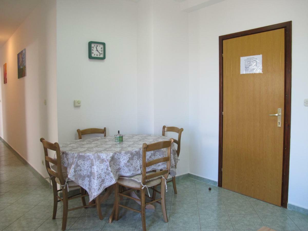 Apartmani Stille Karlobag Exterior photo
